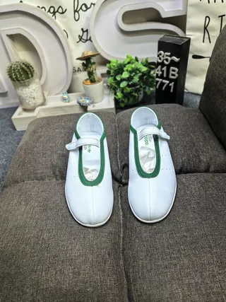 White Green Leather-Like Upper Contrast Piping Mary Jane Shoes 10