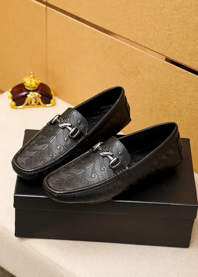 Giorgio Armani Noir Argent Motif Ondulé Embossé Boucle Cheval Métal Loafer 8