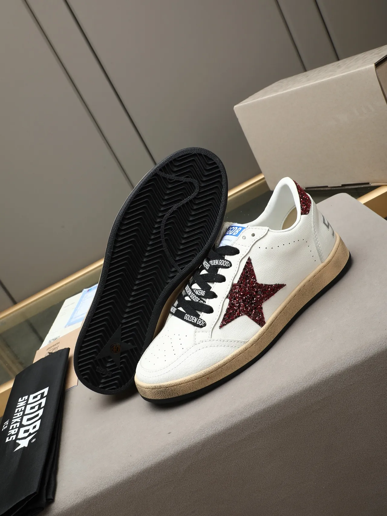 Golden Goose Ball Star Tênis Lifestyle Branco Vermelho Brilho Estrela 5