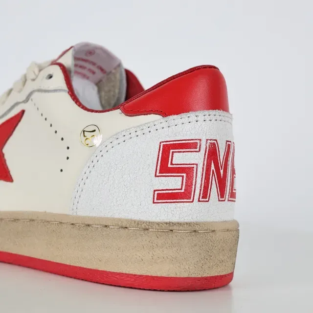 Golden Goose Tênis Lifestyle Bege Vermelho de Couro Perfurado Baixo 4