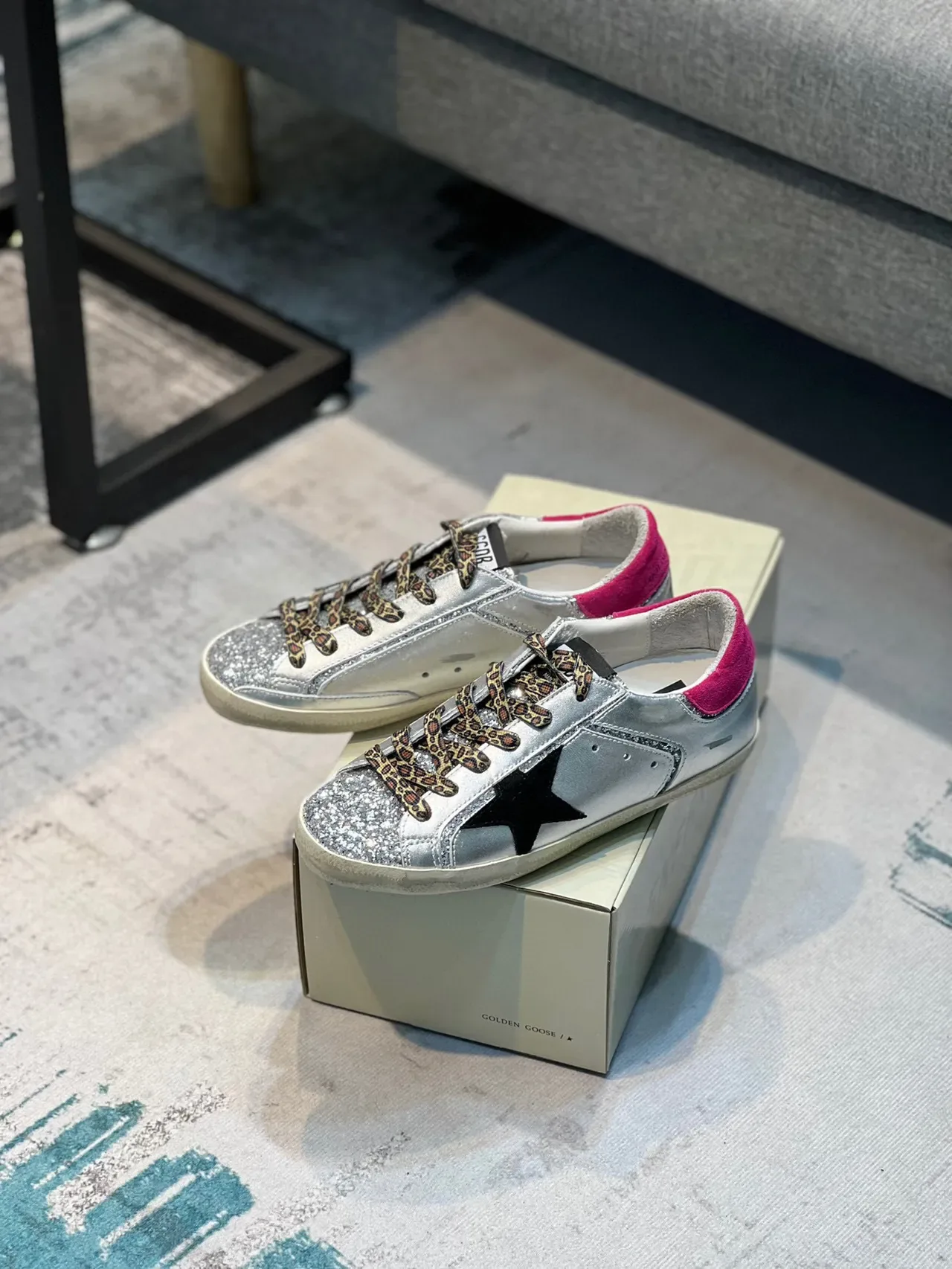 Golden Goose Silver Pink Distressed Rubber Sole Glitter Toe Cap Lifestyle Sneakers 7