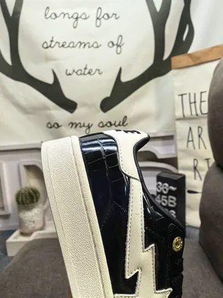 Golden Goose Super-Star Chaussures Lifestyle Noir Brillant Star Croc 3