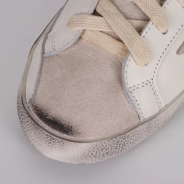 Golden Goose Superstar Sneakers Lifestyle Blancs Argent Cuir Distressed Glitter Heel Tab 5