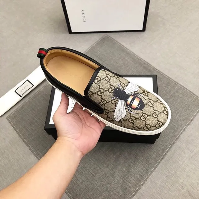 Gucci Ace Bee Embroidery GG Monogram Loafers 7