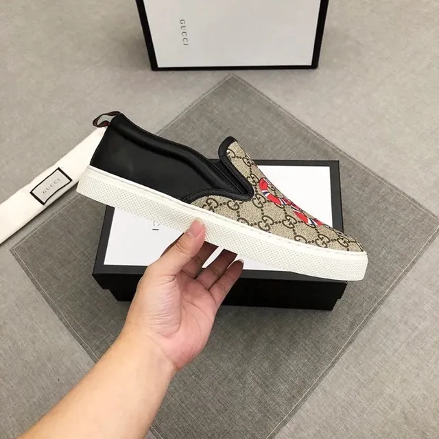 Gucci Ace Beige Noir GG Monogram Toile Bords Cuir Loafer 9