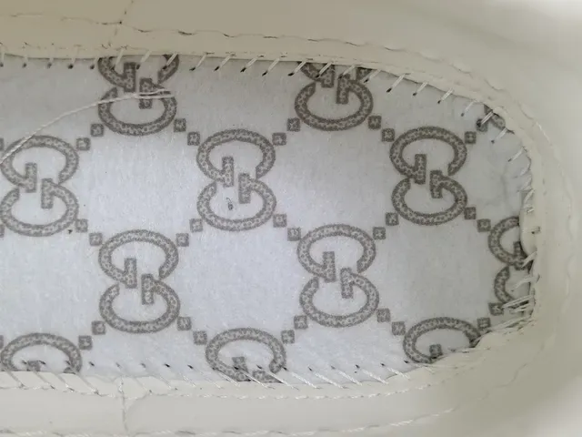 Gucci Ace Disney Donald Duck Chaussures Lifestyle Blanc Vert Rouge 8