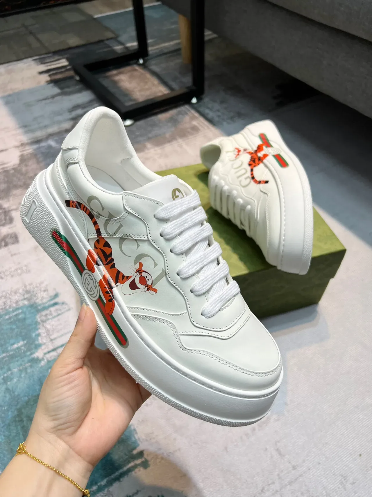 Gucci Ace Tigger Zapatillas Lifestyle Blancas Gráficas 4