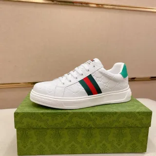 Gucci Ace أبيض أخضر أحمر ويب لايف ستايل سنيكرز