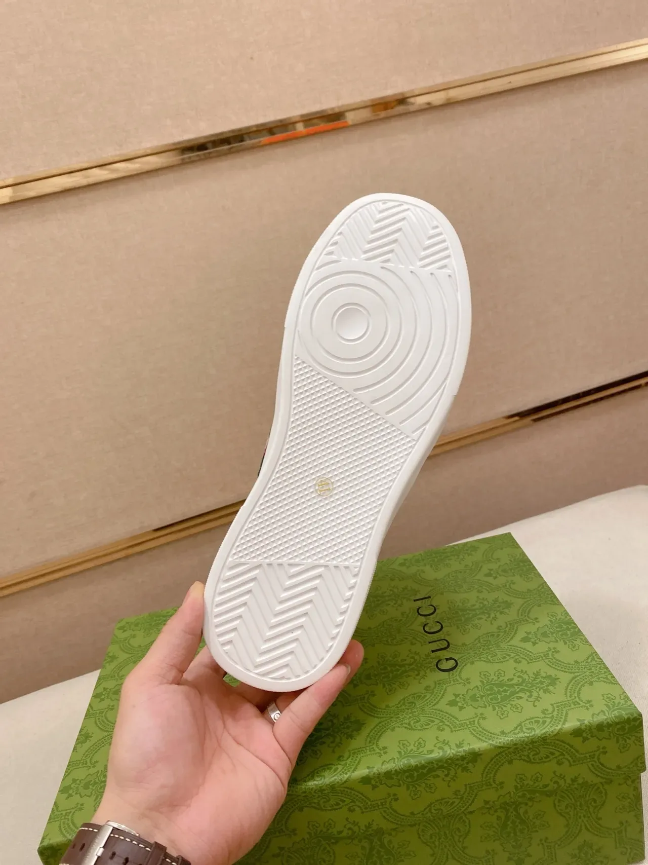 Gucci Ace Sneakers Lifestyle Blanc Vert Rouge Web 2