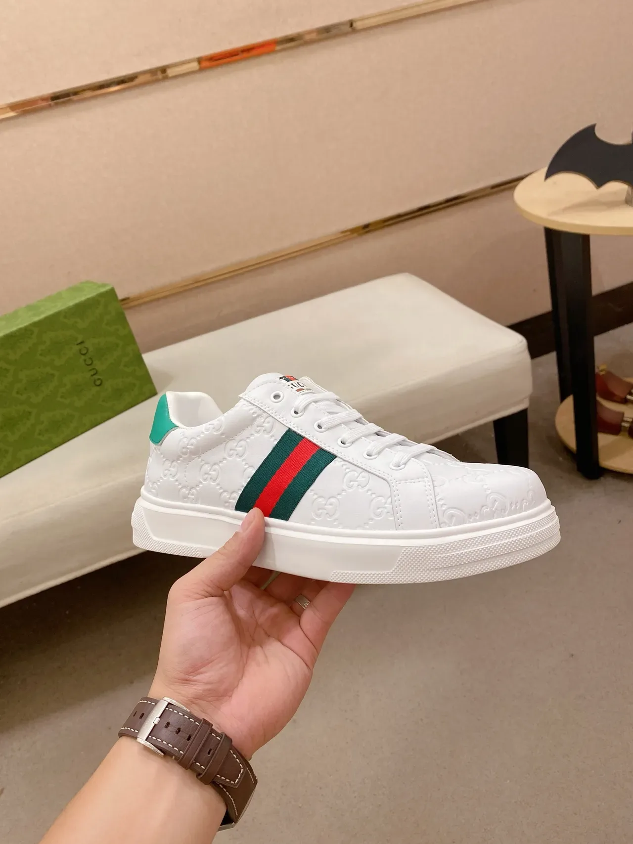 Gucci Ace Sneakers Lifestyle Blanc Vert Rouge Web 4