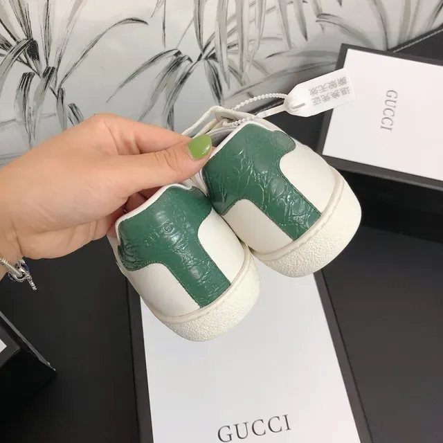 Gucci Ace White Green Red Web Stripe Lifestyle Sneakers 3