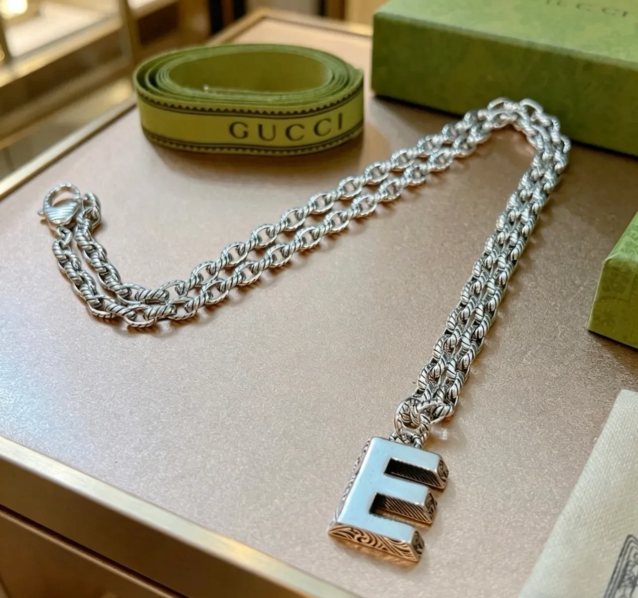 Gucci Alphabet Collection Silver Twisted-Link 'E' Pendant Necklace 6