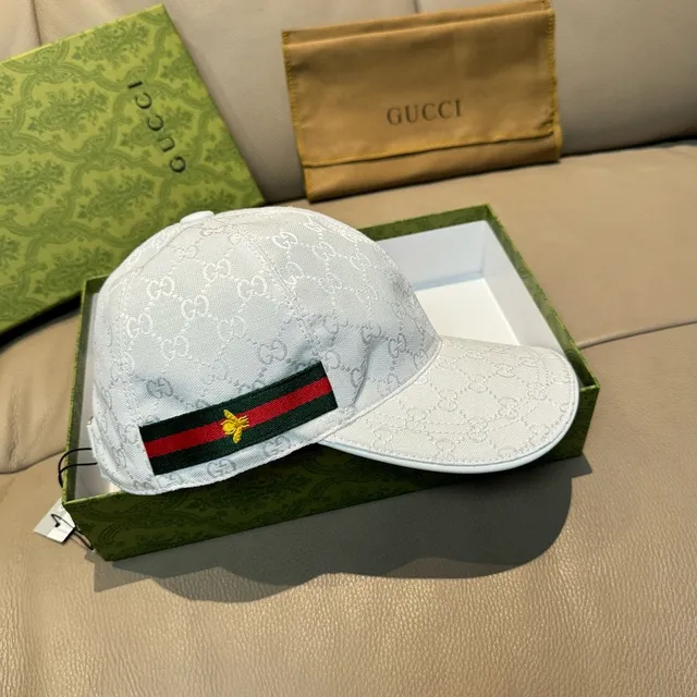 Gucci Bee-Embroidered Web Stripe Baseball Cap 3