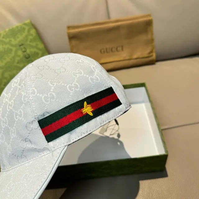 Gucci Bee-Embroidered Web Stripe Baseball Cap 4