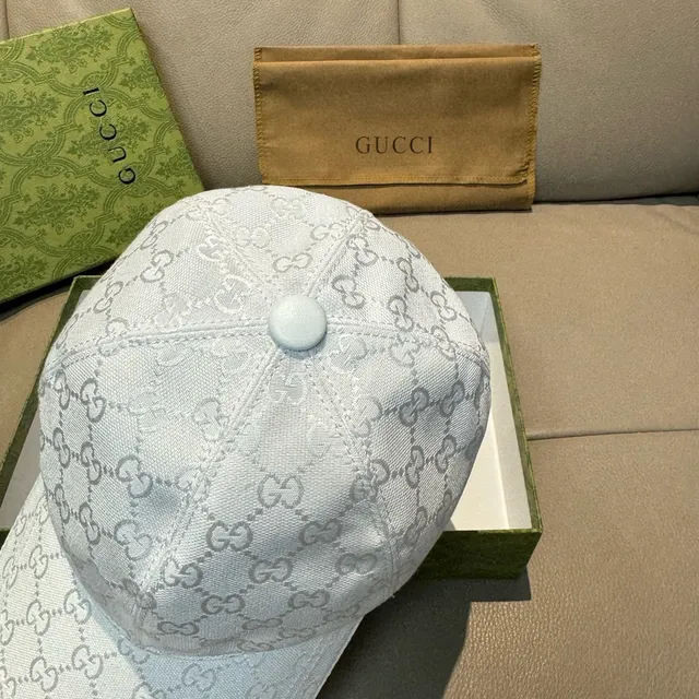 Gucci Bee-Embroidered Web Stripe Baseball Cap 6