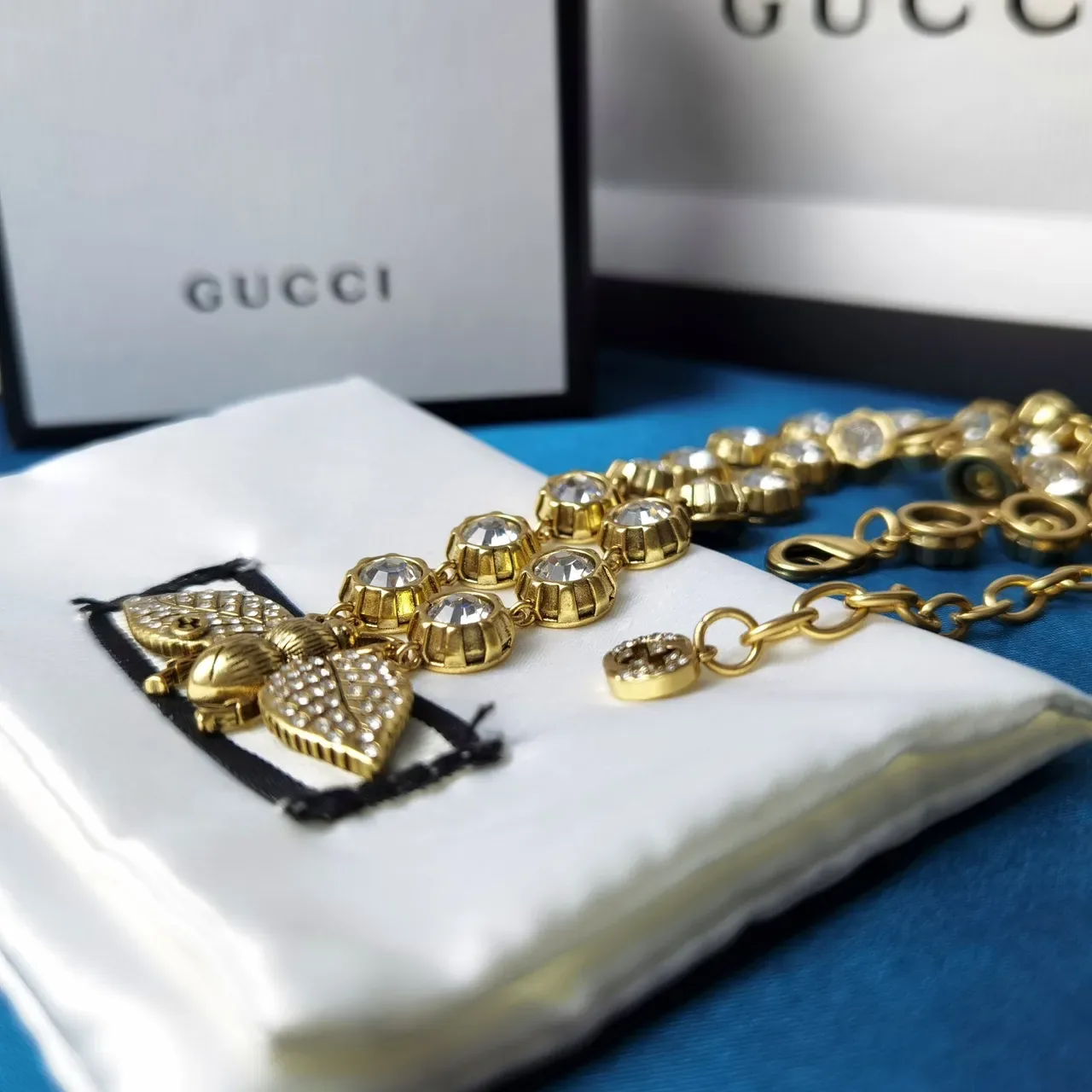 Gucci Bee Motif Crystal-Embellished Gold-Tone Necklace 6