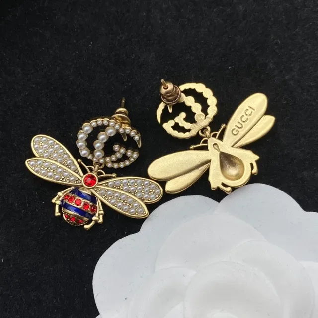 Gucci Bee Pearl and Enamel Earrings 2