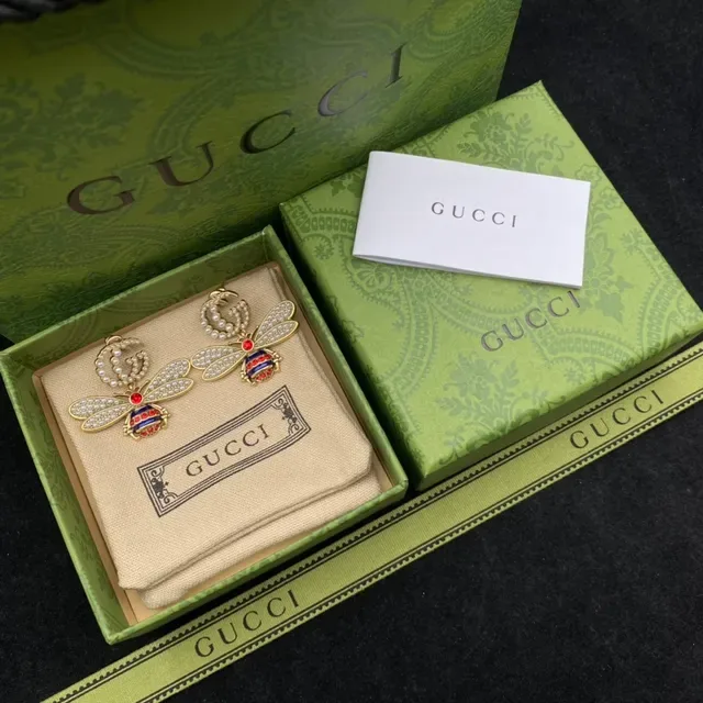 Gucci Bee Pearl and Enamel Earrings 6