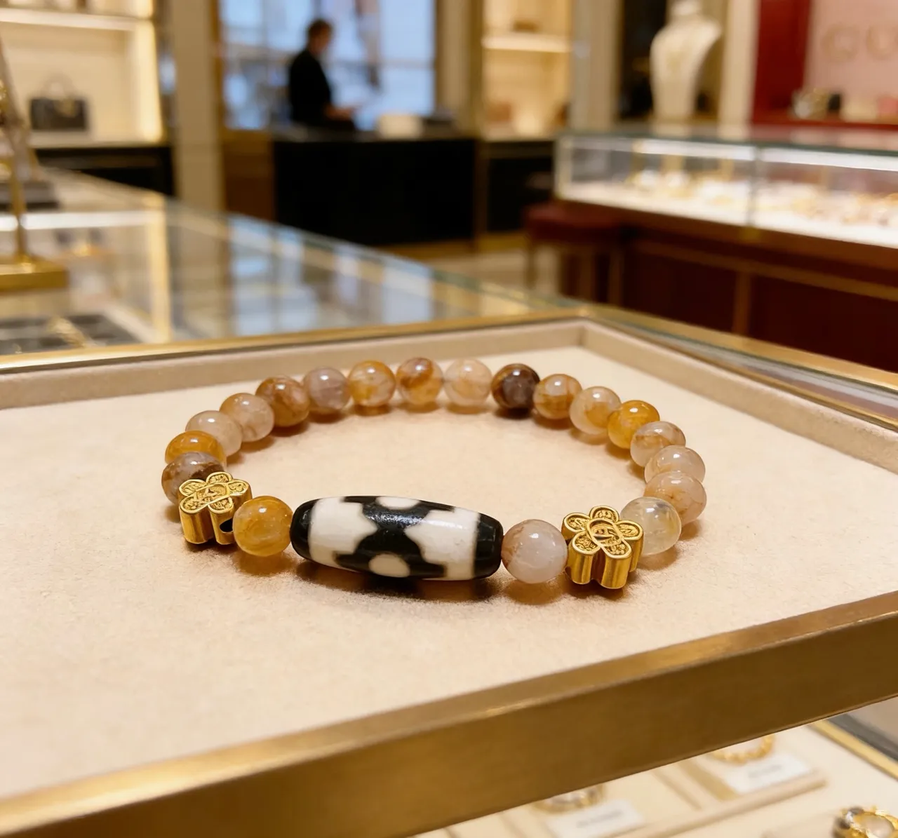 Gucci Beige Gold Beaded Hardware Bracelet 8