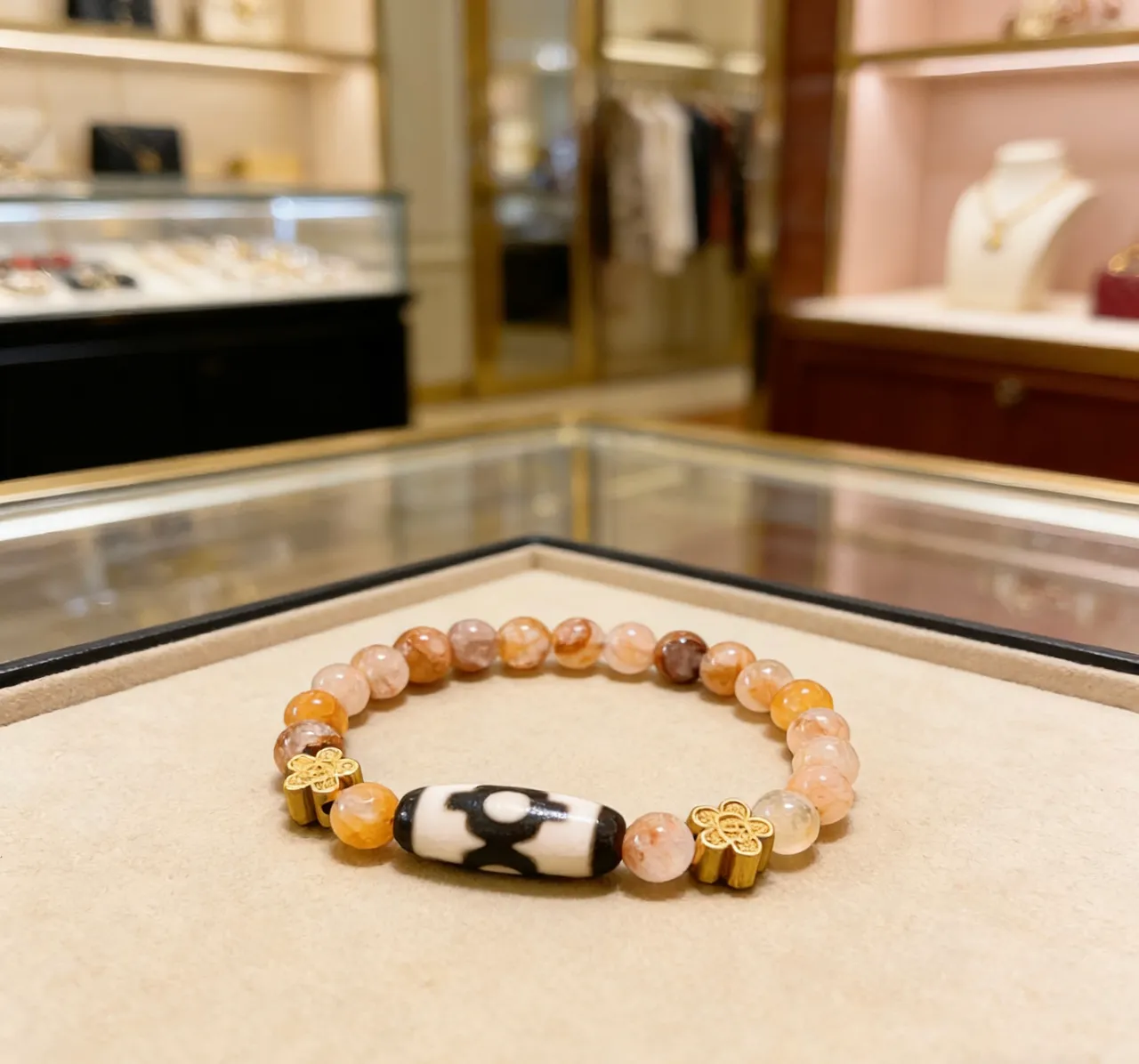 Gucci Beige Gold Beaded Hardware Bracelet 9