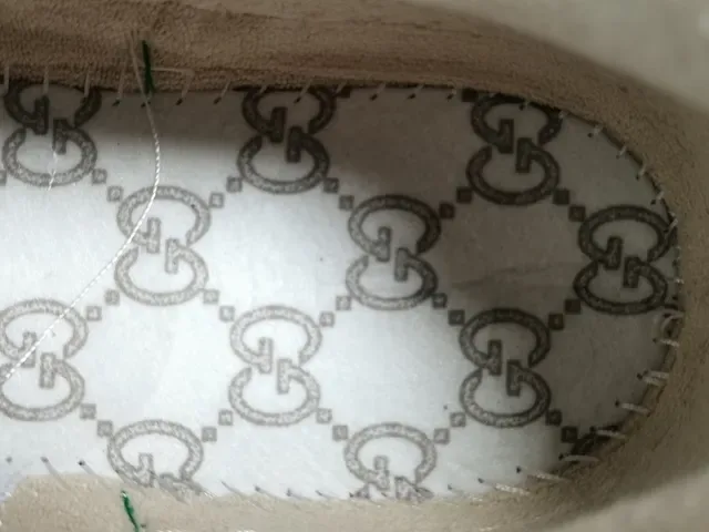 Gucci Beige Vert Baskets Lifestyle Basses en Toile Monogrammées 4