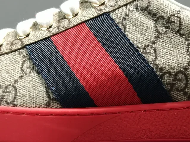 Gucci Beige Red GG Supreme Canvas Web Stripe Detail Lifestyle Sneakers 5