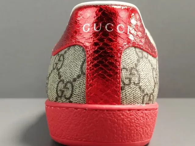 Gucci Beige Red GG Supreme Canvas Web Stripe Detail Lifestyle Sneakers 8
