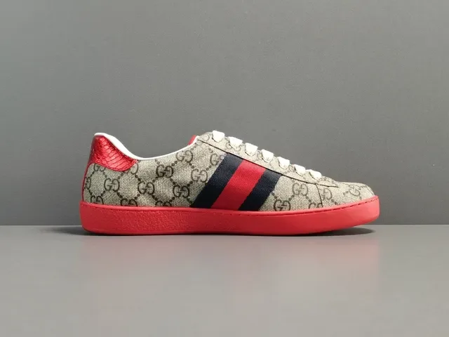 Gucci Beige Red GG Supreme Canvas Web Stripe Detail Lifestyle Sneakers 16