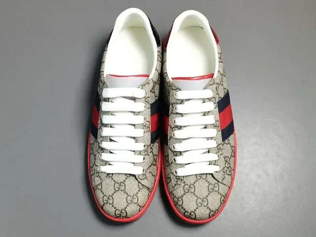 Gucci Beige Red GG Supreme Canvas Web Stripe Detail Lifestyle Sneakers 17
