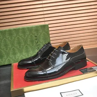 Gucci Black Cap-Toe Oxford Shoes