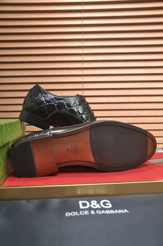 Gucci Black Polished Leather Embossed GG Monogram Oxford Shoes 4