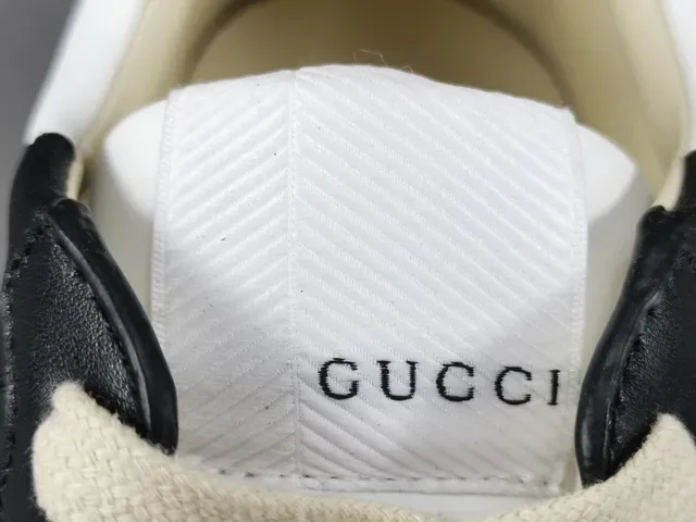 Gucci Tênis Chunky Pretos e Brancos com Upper de Couro em Camadas e Sola Esculpida 5