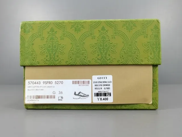 Gucci Tênis Chunky Pretos e Brancos com Upper de Couro em Camadas e Sola Esculpida 11