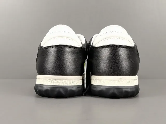 Gucci Black White Low-Top Mesh-and-Leather Upper Lifestyle Sneakers 17