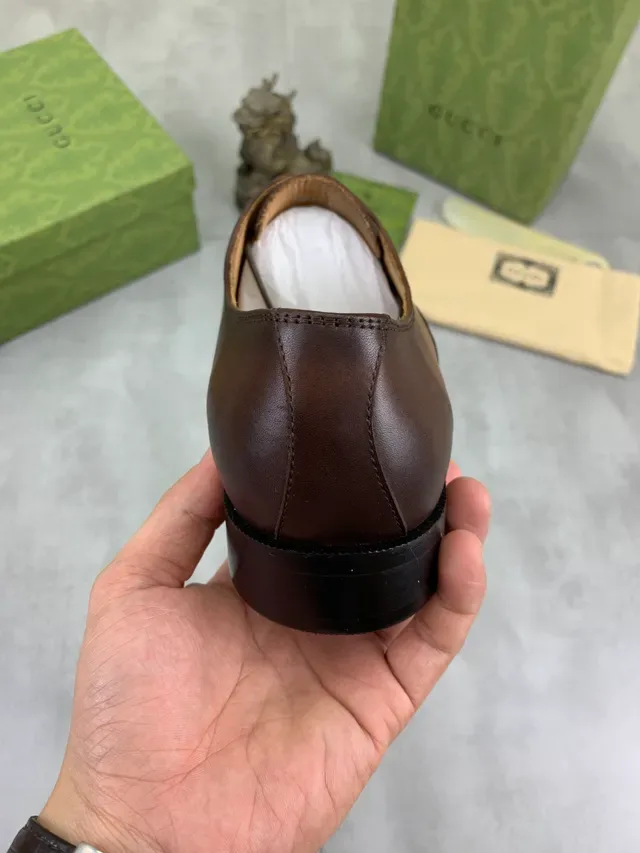 Gucci Marrom Preto Couro Polido Oxford Cap-Toe 4