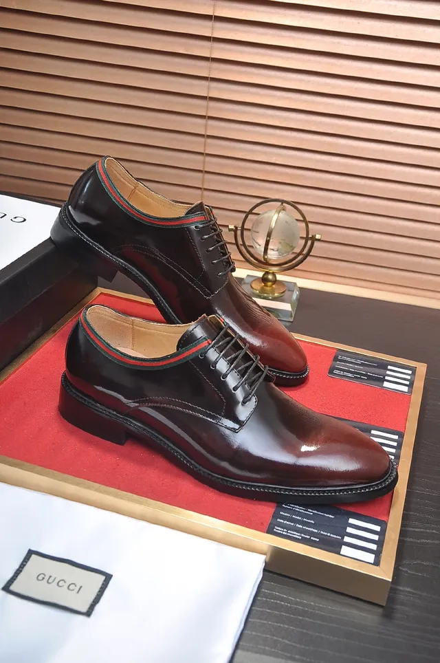 Gucci Chaussures Oxford en cuir patenté avec ourlet web couleur bordeaux 4