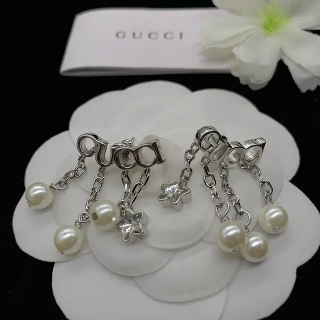 Gucci Dangling Pearl and Star Charm Earrings 6