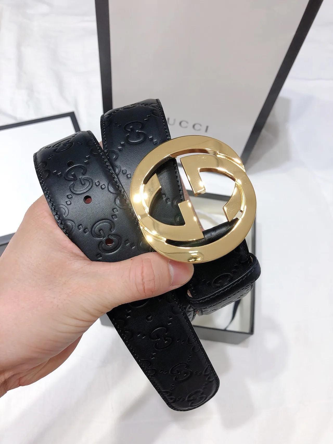 Gucci Double G Belt Black Gold Interlocking Buckle GG-Embossed Leather Belt 4