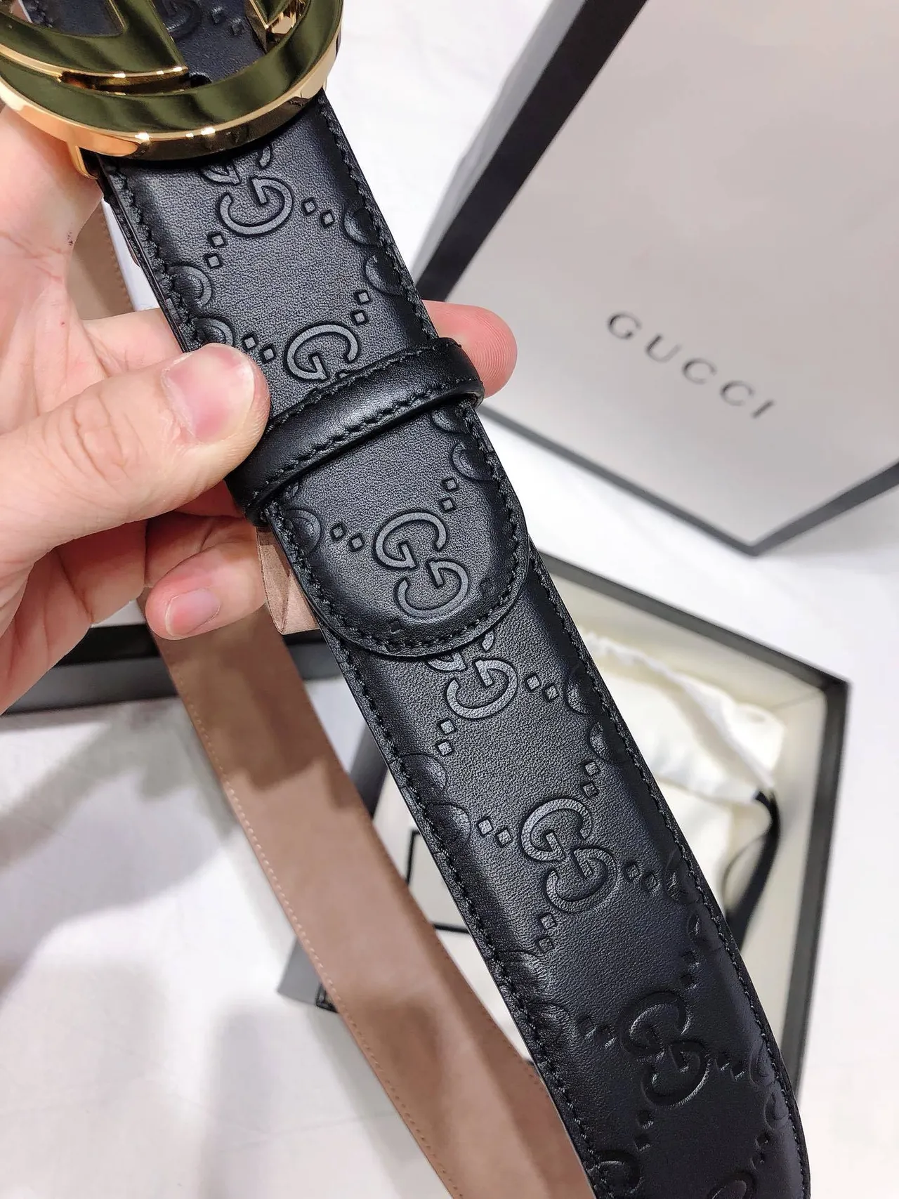 Gucci Double G Belt Black Gold Interlocking Buckle GG-Embossed Leather Belt 9