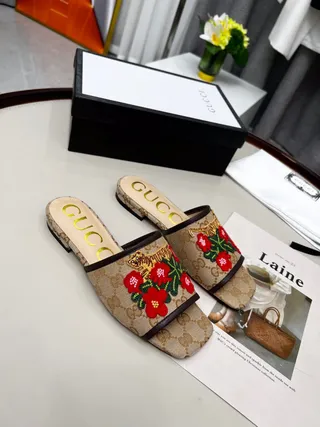 Gucci Flora Pantoufle Brodée Beige Rouge GG Monogramme Toile Tigre Et Fleurs Pantoufles 2