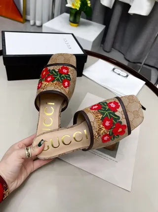 Gucci Flora Pantoufle Brodée Beige Rouge GG Monogramme Toile Tigre Et Fleurs Pantoufles 9
