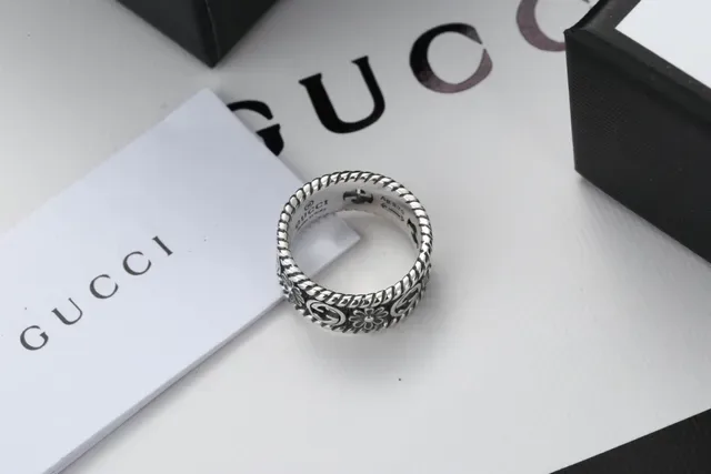 Gucci Floral and Interlocking G Wide Band Ring 4