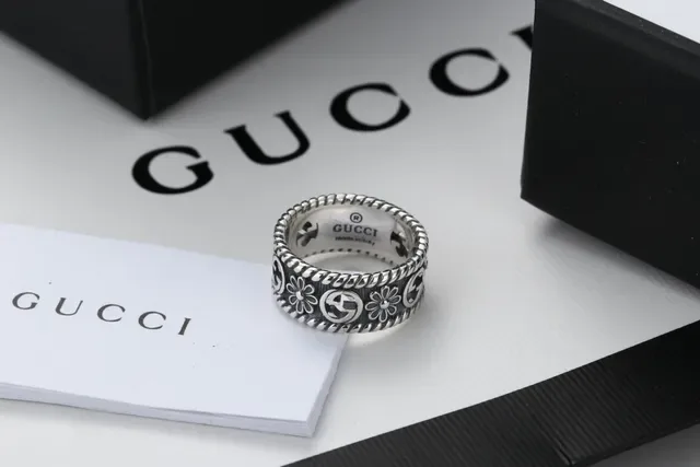 Gucci Floral and Interlocking G Wide Band Ring 6
