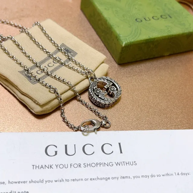 Gucci Floral Wreath Pendant Silver Chain Necklace 6