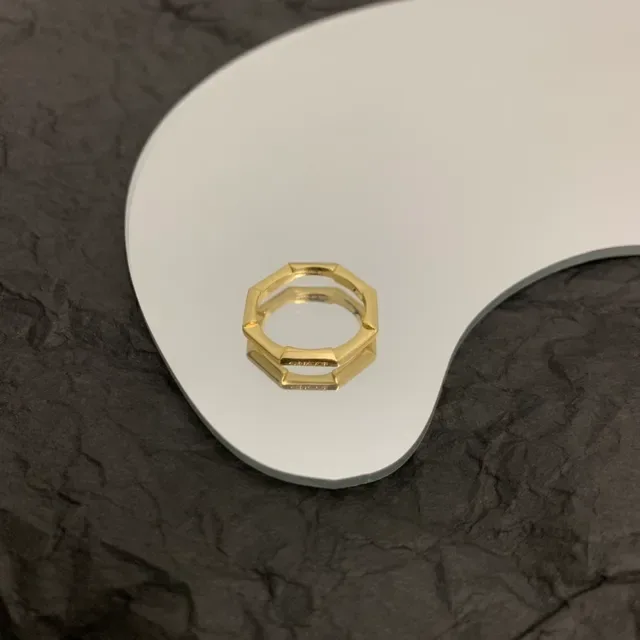 Gucci Geometric Faceted Gold Ring 5