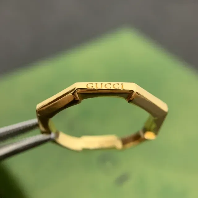 Gucci Geometric Faceted Gold Ring 6
