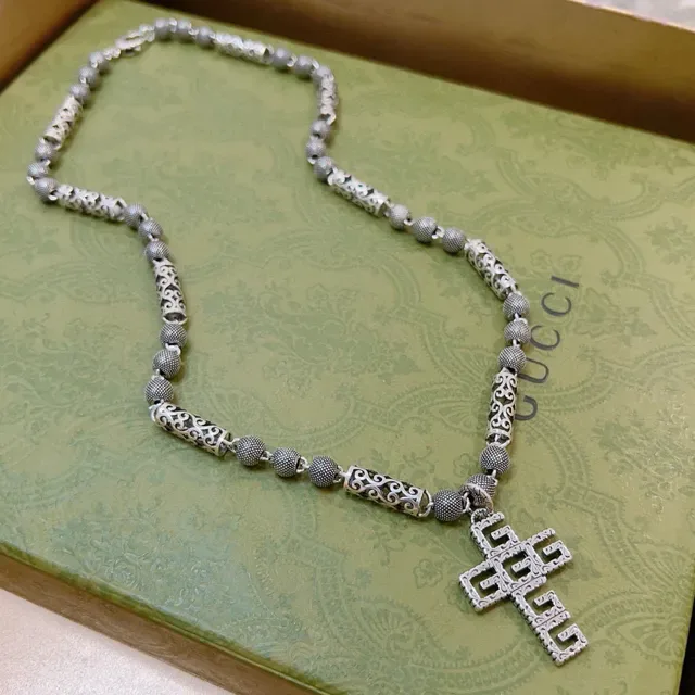 Gucci GG Cross Ornate Silver-Toned Necklace 7