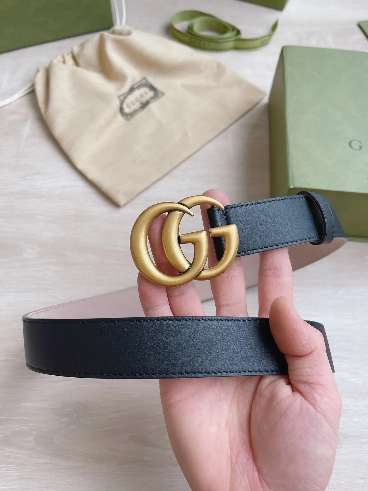 Gucci GG Marmont Black Gold Interlocking G Buckle Smooth Leather Belt 2