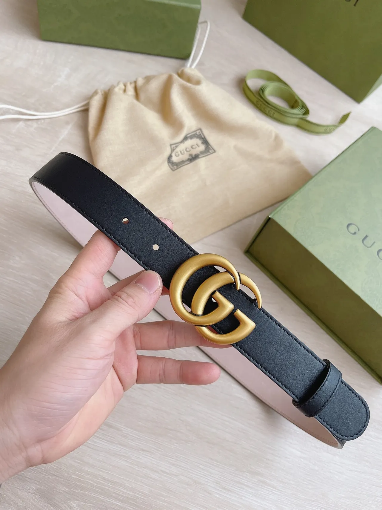 Gucci GG Marmont Black Gold Interlocking G Buckle Smooth Leather Belt 8
