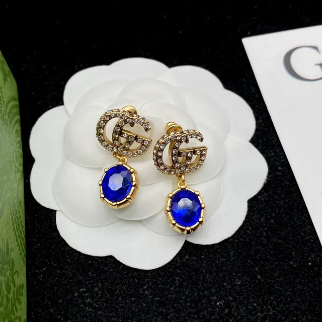 Gucci GG Marmont Boucles d'oreilles à gouttes ornées de cristaux incrustés de pierres bleues 5